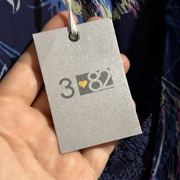 Three Eighty Two V-Neck Flowy Peacock Feather Print Mini Dress Size L - NWT - Picture 14 of 16